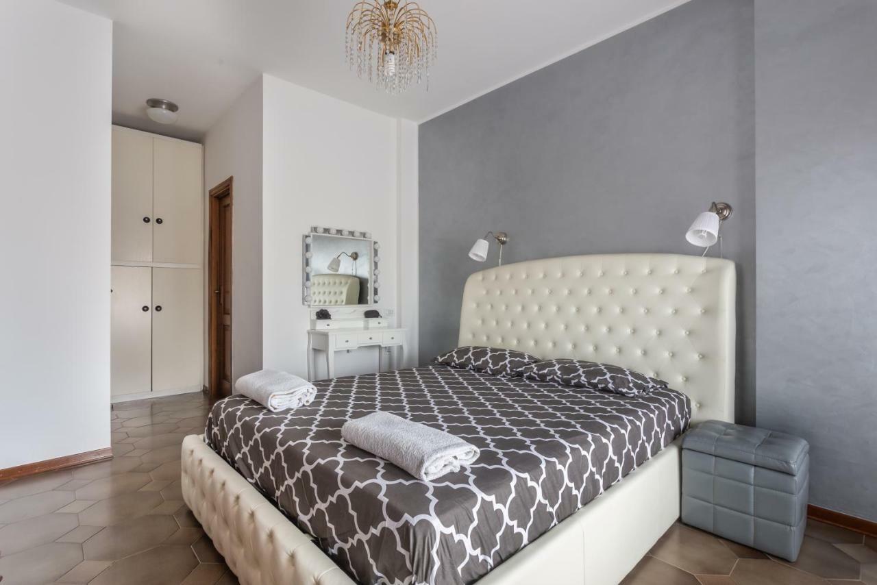 Cagliari Centro Citta Rooms Екстер'єр фото